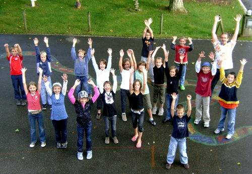 Klasse4_2008.jpg