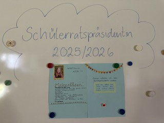 Klein_Schuelerratspraesidentin_25-26.jpeg
